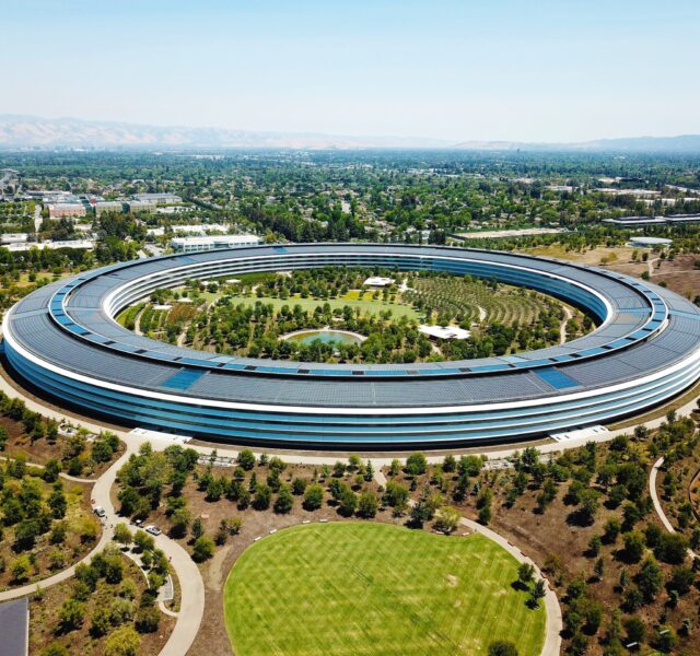 01-apple_park