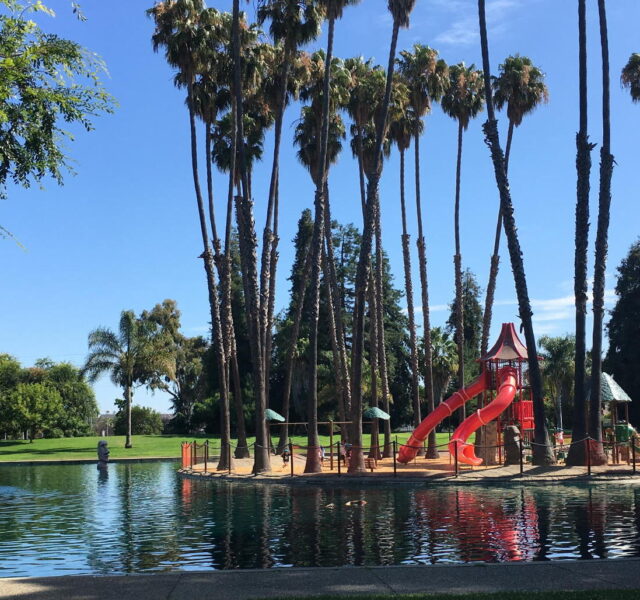 Las-Palmas-Park-Sunnyvale-CA-pond-statues